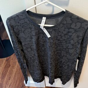 Lululemon Athletica Charcoal Patterned New with Tags
